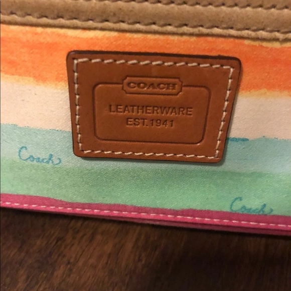Coach baguette handbag - Picture 2 of 3